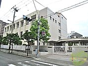 大阪市立北中島小学校 425m