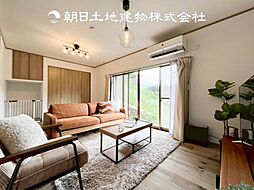 緑区新治町 中古戸建 4DKのリビング/ダイニング