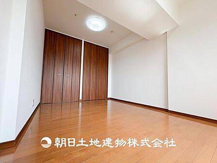 【居室】設計者のセンスが求められる大切な空間だからこそ、落ち着いて過ごせる癒しと寛ぎの空間が欲しい。そんな願いを叶えました。