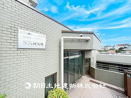 【現地写真】穏やかな景色を楽しみながら、何も考えずにゆっくりとした時間を楽しむのも至福のひと時ですね。