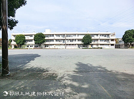 若葉台小学校750m