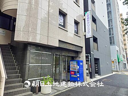 【土居歯科クリニック】470m 歯科・小児歯科に対応し、月・水・金曜は20時まで診療しています。春日駅と白山駅から徒歩7分の立地で、仕事や学校帰りにも通いやすい歯科医院です。