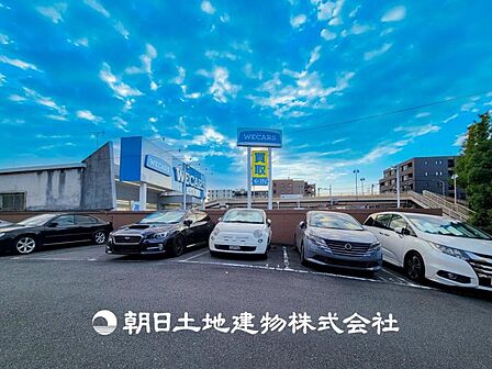 【駐車場】敷地内駐車場。日々の暮らしをスムーズにするため必要なスペースです。