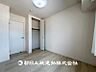 室内：【洋室】一人時間を快適にすごせるように、落ち着いて過ごせる癒しと寛ぎの空間が欲しい。そんな願いを叶えました。