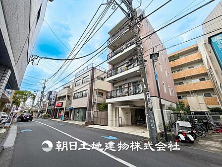 【外観・立地】表現された空間はたくさんの光を浴び、風を感じ、暮らしを豊かにしてくれます。家族の思い出を刻んでいきます。
