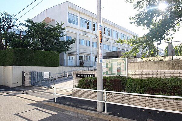 画像17:名古屋市立円上中学校 130m