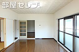 サンホワイト植田 2階3DKのリビング/ダイニング