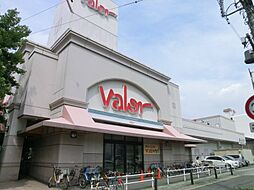 バロー野並店 149m
