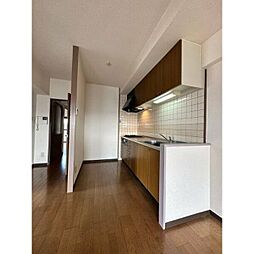 ヒルズ丸和 9階3LDKのリビング/ダイニング