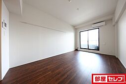 ヴィルクレア桜山 7階1Kのリビング/ダイニング