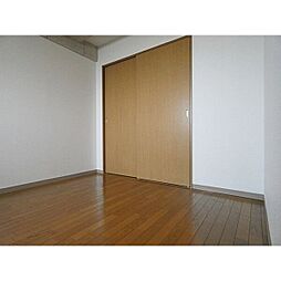 メゾンドラピュタII 3階2LDKのリビング/ダイニング