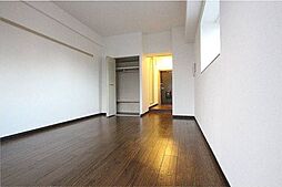 ジョイフル原南 8階1Kのリビング/ダイニング