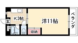 半の木ビル 2階