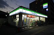 ファミリーマート古渡町店 224m