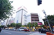 イオン八事店 101m