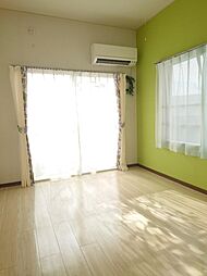 シティホームズ中山 303 3階1Kのリビング/ダイニング