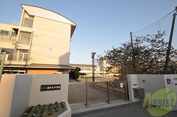 画像28:神戸市立 垂水東中学校 613m