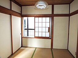 土戸貸家 2 2階3DKの室内