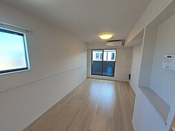 ライジングサンＢ 202 2階2LDKのリビング/ダイニング