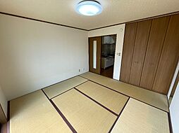 グラシアス・オーレ1ｓｔ 203 2階1Kのリビング/ダイニング