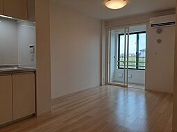 ブリズ・プランタニエール　II 102 1階1LDKのリビング/ダイニング