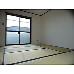 グラシアス・ベイone 202 2階1Kのリビング/ダイニング