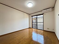 グランドハイム 102 1階1Kのリビング/ダイニング