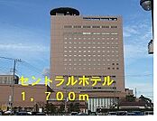 セントラルホテル 1700m