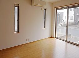 大井中央貸家 2階4LDKのリビング/ダイニング