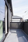 南向きバルコニー　陽当り良好