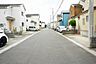 外観：前面道路6ｍ公道で車庫入れもスムーズ