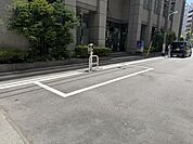 付近の白枠駐車場