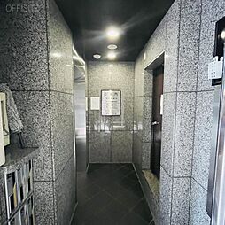 12 / 16