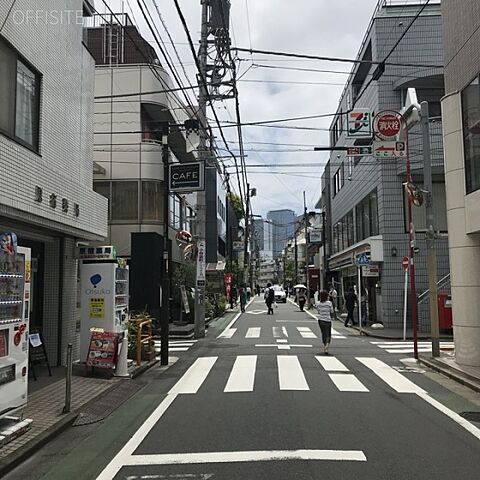 周辺