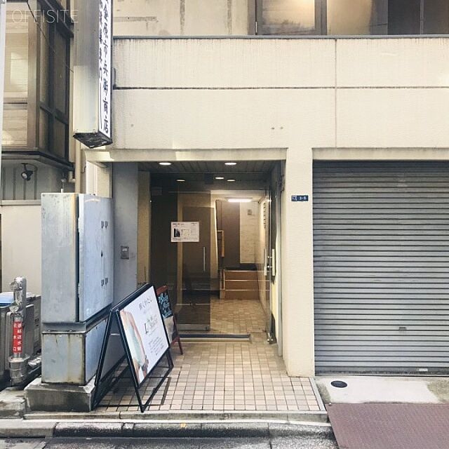 6 / 12