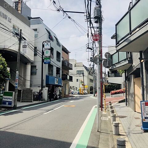 周辺
