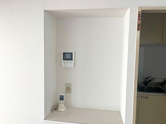 テレビモニター...