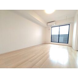 ロイヤルオークIII 2階2LDKのリビング/ダイニング