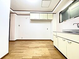 第一ラックビル 301 3階1DKのリビング/ダイニング