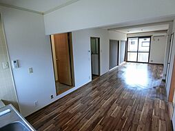 シャトー小林　A棟 201 2階2LDKのリビング/ダイニング