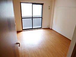 ベルジュII番館 202