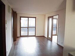 クレストハウス　C棟 101 1階2LDKのリビング/ダイニング