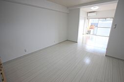 デュウオコート東雲本町 303 3階1LDKのリビング/ダイニング