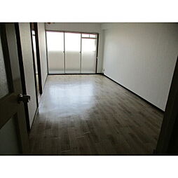 山口ビル 202 2階3LDKのリビング/ダイニング