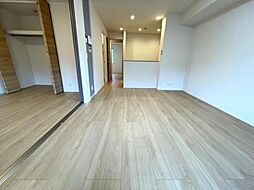 ユーキ中野 104 1階2LDKのリビング/ダイニング