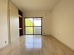 ソレアード高取 204 2階3LDKのリビング/ダイニング