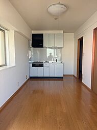 佐藤ビル 301 3階2LDKのリビング/ダイニング