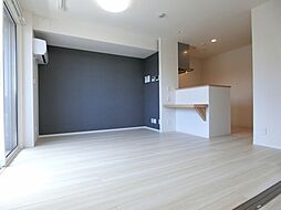 アヴァンティ矢賀 201 2階1LDKのリビング/ダイニング