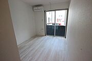 同物件、別号室のものです。