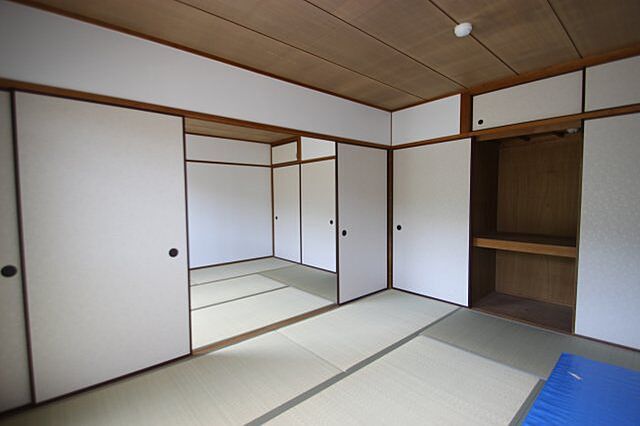 寝室